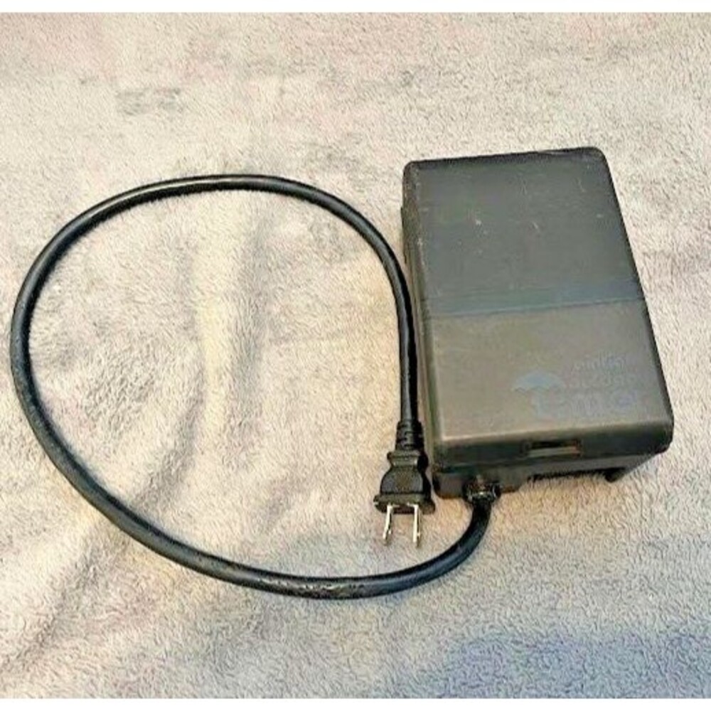 Intermatic Timer HB32R Raintight Outdoor Timer Switch Program 24 Hour Tested - Picture 2 of 4